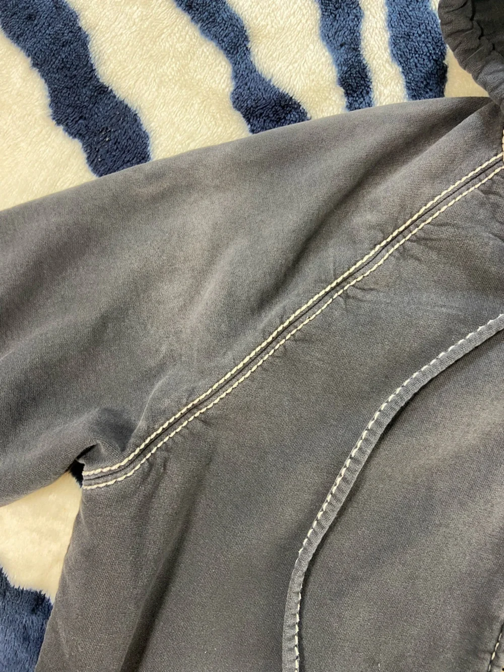 Vintage Y2K USA Made True Religion Zip-Up Hoodie Sweatshirt Distressed Unisex